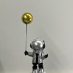 astronaut balloon holder