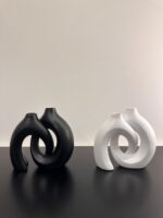 Modern Abstract Resin Vase Set - Image 3