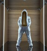 Faceless Hoodie Resin Statue - Image 3