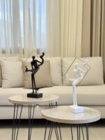 Lady Holding Frame Sculpture - Image 2