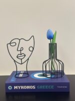 Abstract Wire Face Sculpture - Image 4