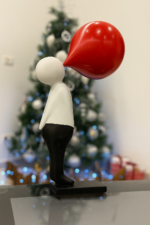 Balloon Whisperer Sculpture - Image 4