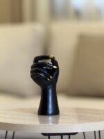 Classic hand vase - Image 2